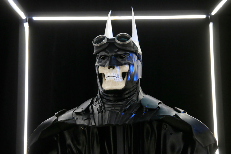 Illustration for article titled Batman Gets Weird When Artists Redesign His Cape and Cowl